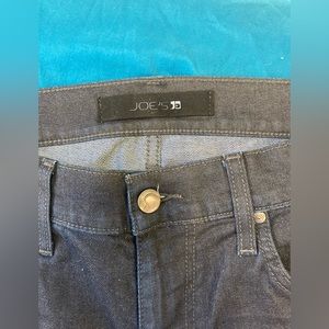 Men’s Joe’s jeans, 32. Very stretchy and comfortable. Dark wash denim.
